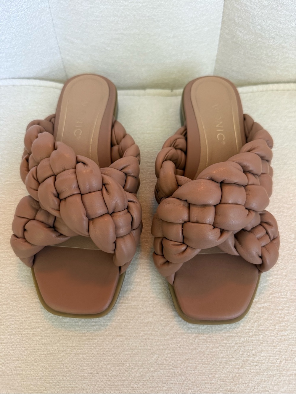 Vionic Braided Sandals Tan Caramel Leather Comfort Size 7.5